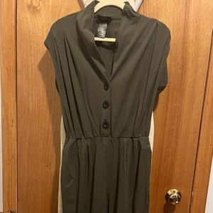 EUC Nooworks M Magic Suit Olive